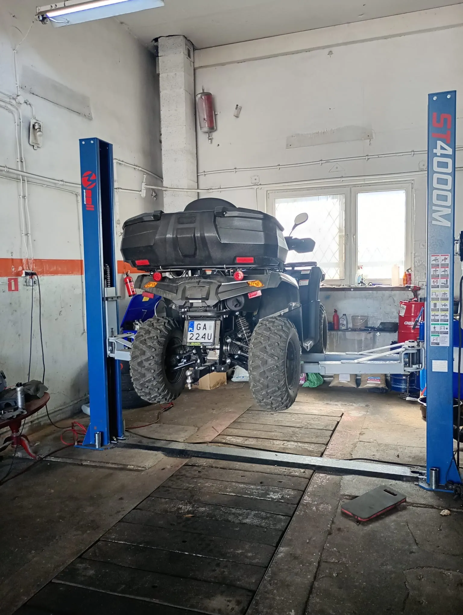 Naprawa samochodu dostawczego w warsztacie Auto Naprawa Coma Malbork